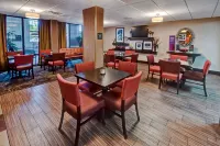 Hampton Inn Clarksville Hotels in Clarksville