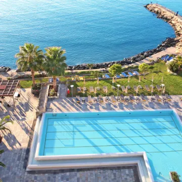 Crowne Plaza 利馬索爾 鄰近塞浦路斯科技大學的酒店