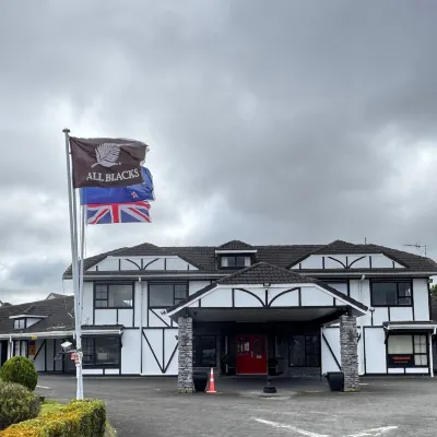 Chelmswood Motel Taupo Hotels near Waipahihi Botanical Reserve