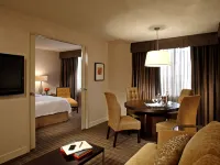Cambridge Suites Toronto Hotels near Yonge - Dundas