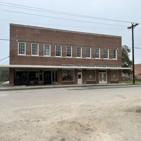 Western 1924 Luxury Lofts