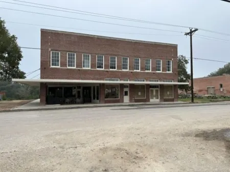 Western 1924 Luxury Lofts