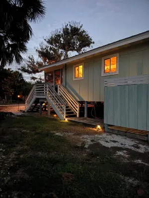 Island Getaway•Beach House•Dock•Pet Friendly•Little Gasparilla Island, WiFi