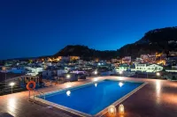 Strada Marina Hotel - Pools