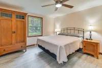 Dirt Road Digs - Quiet Home in Lakeville! - 3-Star