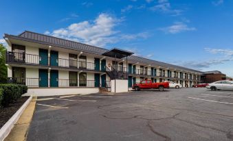 Winston Salem Inn and Suites