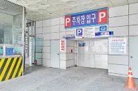 Indeokwon Sky - parking