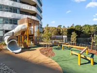 Apartment with Gym and Indoor Pool Access