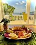 Emerald Luxe Suites - servizio colazione