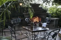 팰라키나 더 레지던스 & 더 스위트 Giraffe manor 주변 호텔