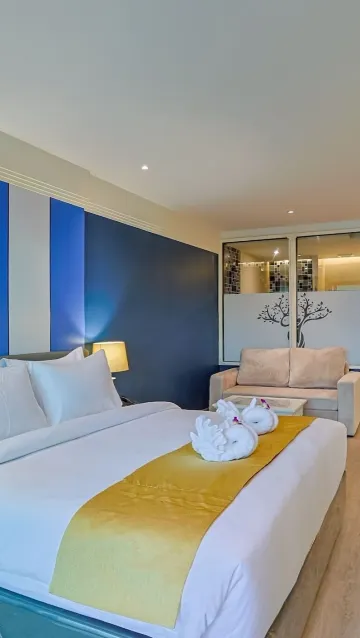 ห้องพรีเมียร์ เตียงใหญ่ 1 เตียง