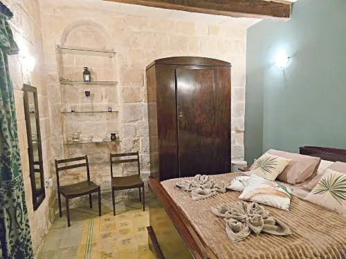 Maltese-Style APT - 5 mins from Valletta Hotels in Floriana