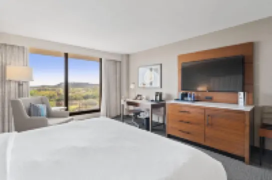 Horseshoe Bay Resort