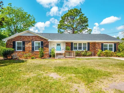Spacious w/ all King Beds, 15 min from Beach + Downtown, Pup Friendly!