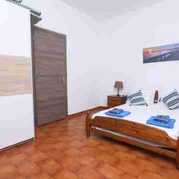 Corfu Seaside Cottage - Private Garden Retreat Rooms