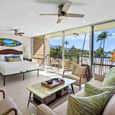 Mana Kai 304 - Renovated Oceanfront 2BR/2BA Condo, Split AC, Beach Access, Views Rooms