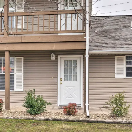 Unit 3 Mi to Branson Strip! Pool, Step-Free Access