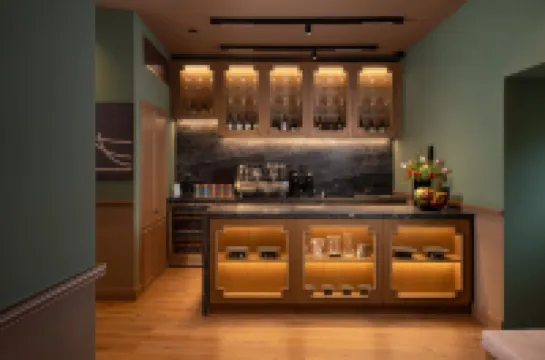 納夫普利翁K巢飯店