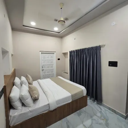 Hotel Shri Palace By Taaraa Hospitality