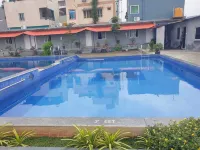 Himalaya Pool & Resort - 2-Star
