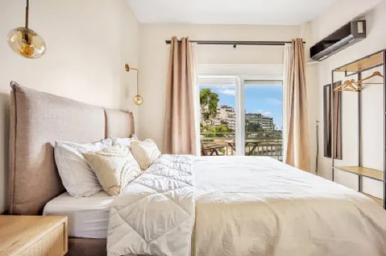 Sunny Apartment Next to the sea Amazing View