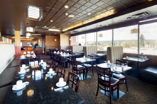 Holiday Inn HINTON by IHG