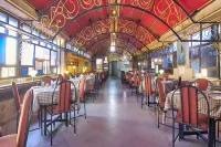 Hotel Adarsha Palace