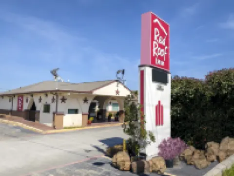 Red Roof Inn Arlington - Entertainment District Hotels in Arlington