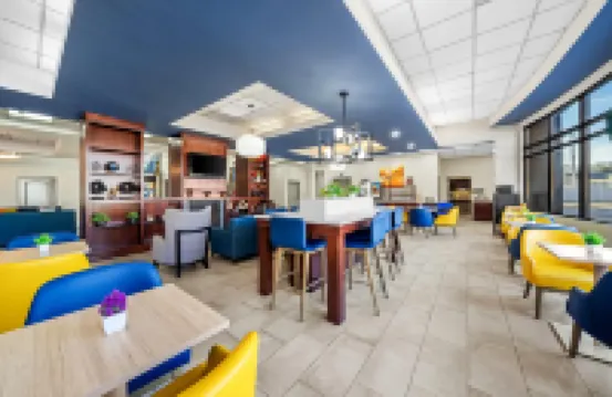 Comfort Inn & Suites Plainville-Foxboro