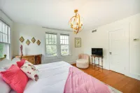 Elizabeth City Vacation Rental: Gazebo w/ Hot Tub! - parking