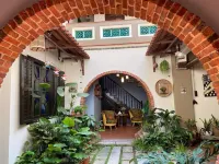Ke-Lan-Tan House