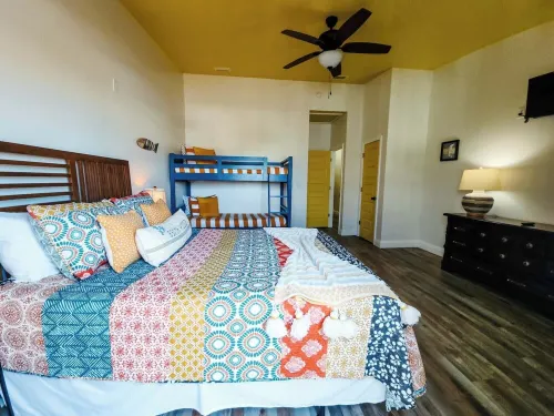 ~No Bad Days Townhome~ - 300ft to the sand!