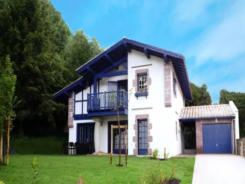 Villa in Urrugne near Socoa Beach