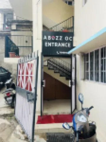 Abuzz Oxfordcaps Shimla - Hostel Hotels in 