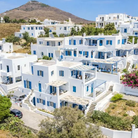 Cleopatra Seaside Homes, Logaras, Paros