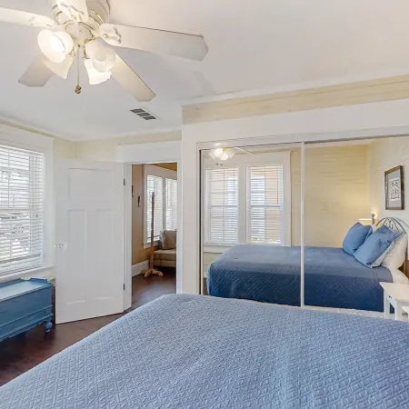 Pet -friendly Home Walking Distance to Down St Augustine