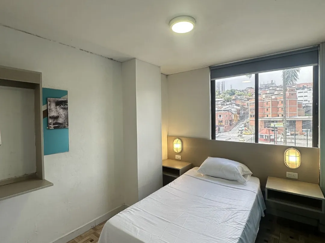 Hotel California Blue - Manizales