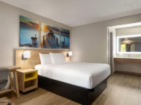 Days Inn by Wyndham Apopka/Orlando Hotels in Apopka