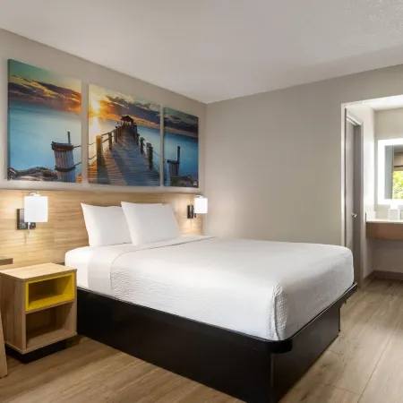 Days Inn by Wyndham Apopka/Orlando