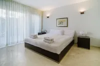 Marina Apartments by Olala Homes - موقف سيارات