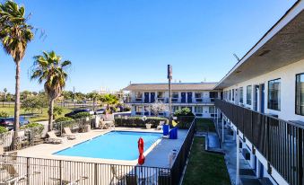 Motel 6 Galveston, TX