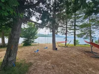 Waterfront Cabin on Lake Superior Sleeps 7 Plus ppl - 2-Star
