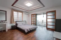 Seogwipo Jeju Watta Marine Leisure Pension - Bungalows