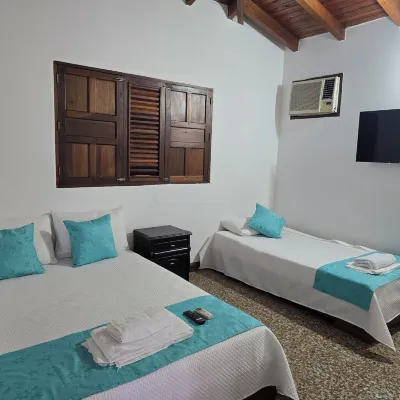 Reserva Natural Plumavera Hotels near Parques Temáticos Hacienda Nápoles