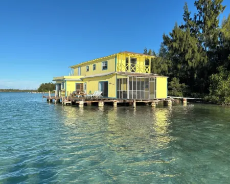 Sunset Point Houseboat, a gem of a place Hotels in Andros Town