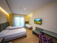 Hotel Bella Vista Hotels in Golem