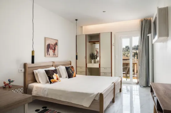 Ipsos Pool Apartments, Elena & Maria by Konnect