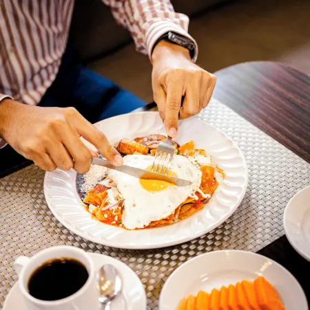 Hotel San Miguel, en El Centro - Desayuno Gratis