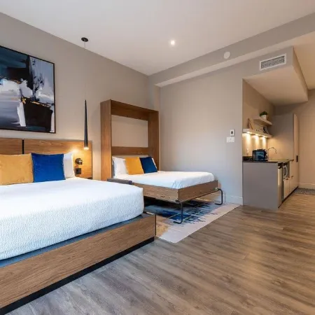 Hotel Royal William, Ascend Hotel Collection Отели рядом с достопримечательностью «Большая Аллея»