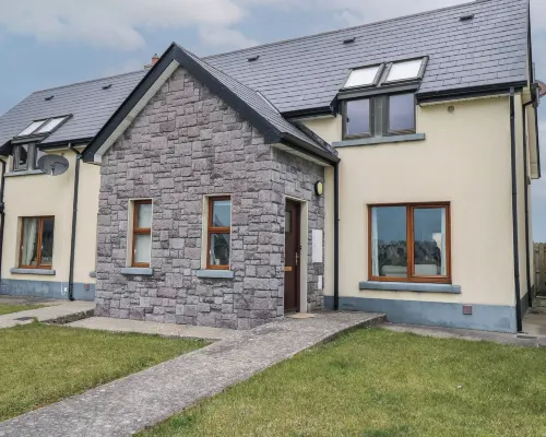 C65 Cahermore Holiday Village Hotels in Enniscrone